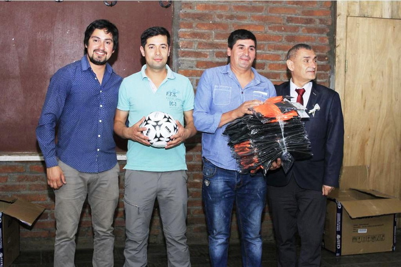 Asociación de Fútbol Urbano de Pinto realizo cena de fin de año 18-12-2017 (15)