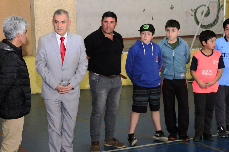 Implementación deportiva fue entregada a la Escuela Juvenil de Fútbol de Pinto 05-10-2018 (2)