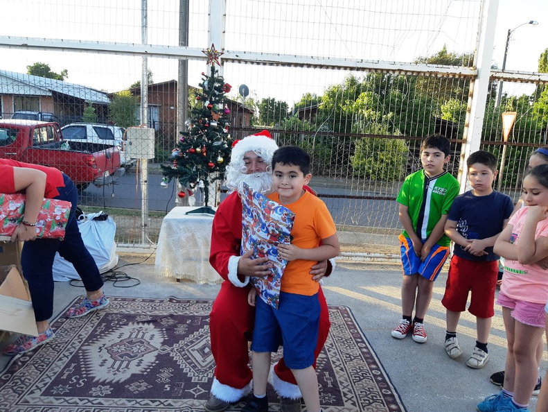 Entrega de Juguetes de Navidad fue realizada en la Villa Padre Hurtado y en la Villa Manuel Rodríguez 21-12-2018 (57)