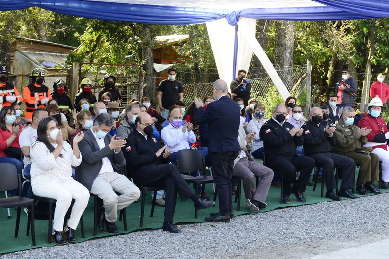 Inauguración oficial del nuevo Cuartel de la segunda compañía de Bomberos de Los Lleuques 08-10-2021 (18)