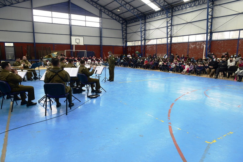Banda escolar de Recinto y la Banda Instrumental de Suboficiales de Carabineros se presentaron en la escuela José Toha Soldevila 05-09-2022 (22)