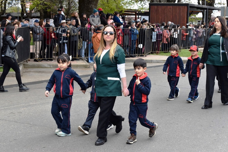Desfile en el marco del Aniversario Nº 163° de la comuna de Pinto 11-10-2023 (240)