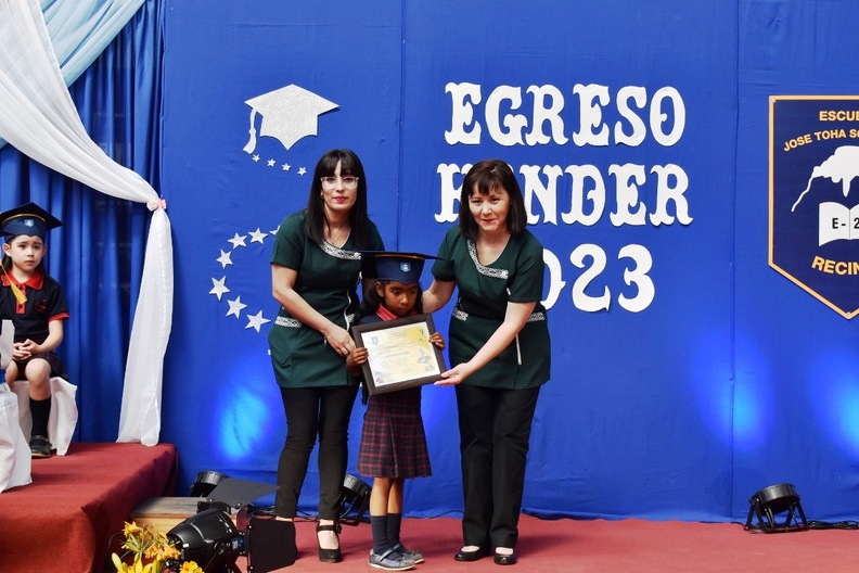 Ceremonia de egreso de Kinder de la Escuela José Toha Soldevila 14-12-2023 (46)
