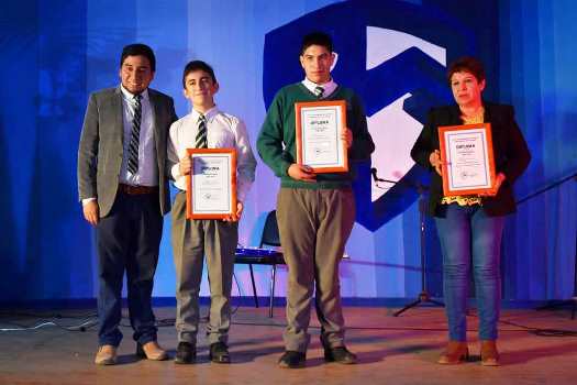 Ceremonia de premiación 2022 Liceo Bicentenario José Manuel Pinto Arias 28-03-2023 (9)