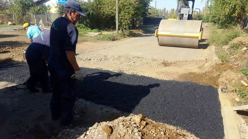 Municipalidad realiza reparación de calles con maquinaria municipal 13-04-2017 (2)