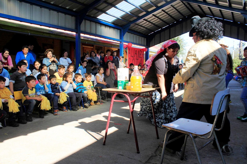 Escuela Básica Juan Jorge celebró sus 80 años de existencia 02-05-2017 (20)