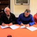 Municipalidad de Pinto firma convenio con la Cooperativa COPELEC en beneficio de los agricultores de la comuna 07-06-2017 (11)