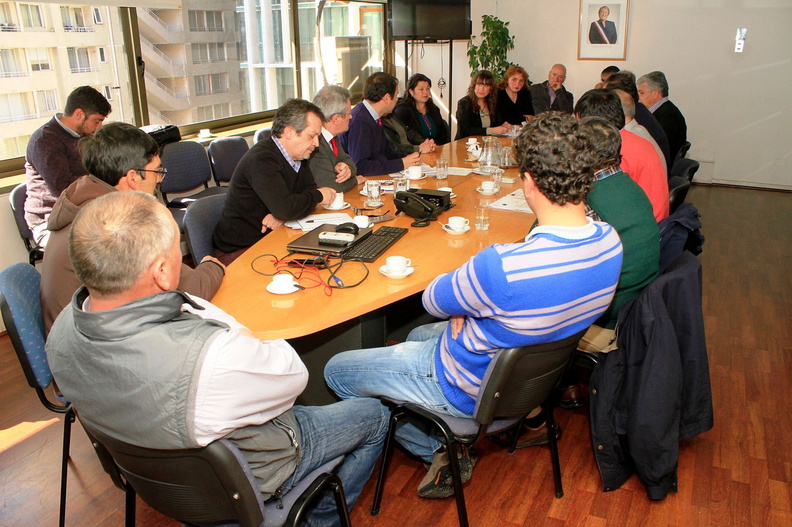 Funcionarios de la Municipalidad de Pinto viajan a Santiago a reunión organizada por INDAP 06-09-2017 (5).jpg