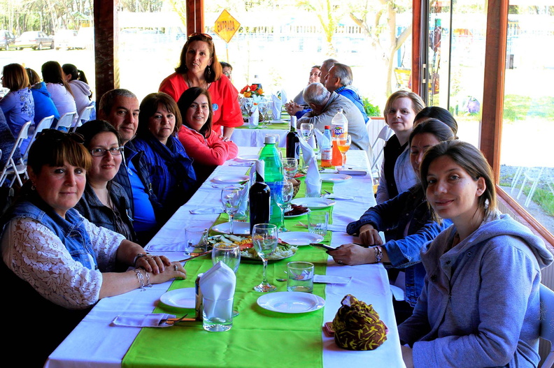 Asociación de Funcionarios de la Educación de la Comuna de Pinto celebraron Día del Profesor en el Camping J.R. 16-10-2017 (24).jpg