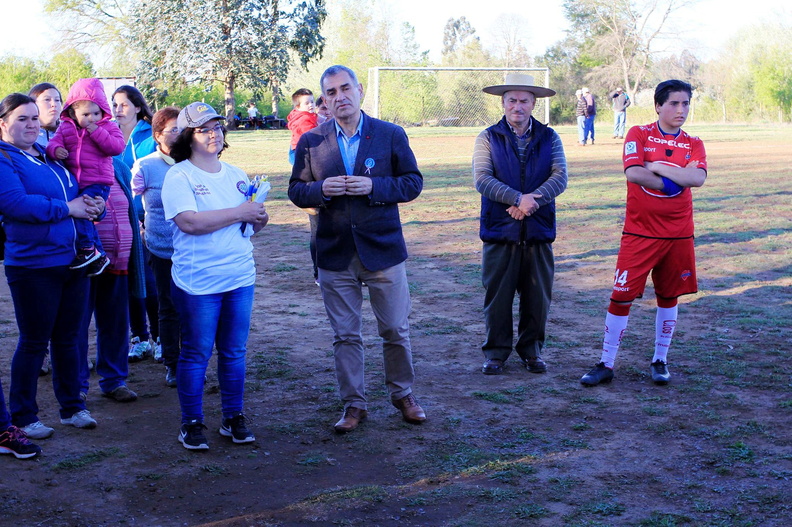 Ciruelito realiza re-apertura de su Escuela de Fútbol 16-10-2017 (6)