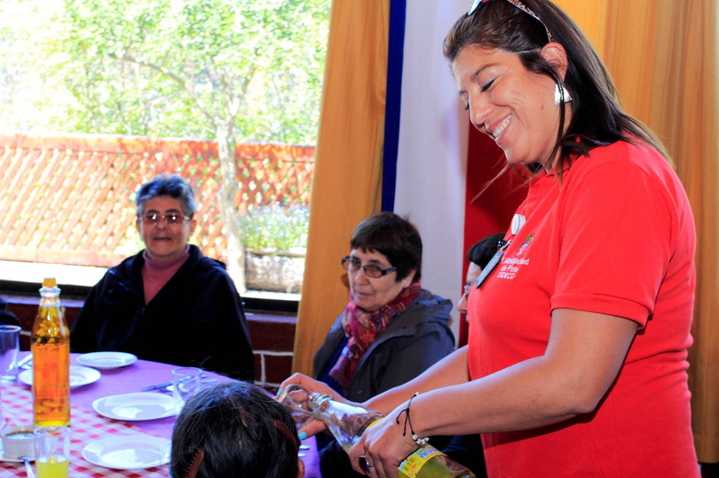 SERNATUR extiende invitación a los adultos mayores de la Provincia de Ñuble en los Hornos de Don Ginito en la Comuna de Quillón 23-10-2017 (10)