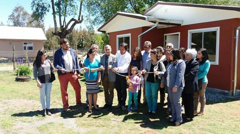 I. Municipalidad de Pinto hizo entrega de casas a 8 familias del sector El Chacay 13-11-2017 (4).jpg