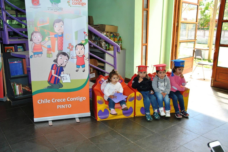 Egresos de niños de la Sala de Estimulación del CESFAM de Pinto 23-11-2017 (6)