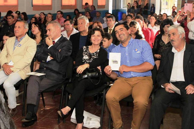 Ceremonia de Licenciatura de 8º Básico de la Escuela José Toha Soldevilla 14-12-2017 (34).jpg