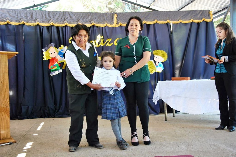 Licenciatura y Ceremonia de Premiación en la Escuela Héctor Manuel Arias Cortes 18-12-2017 (10)