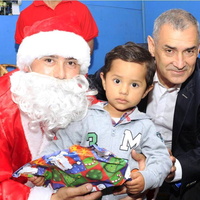 Viejito Pascuero llegó a Pinto y con ello la Navidad