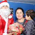 Viejito Pascuero llegó a Pinto y junto con ello la Navidad para los niños 18-12-2017 (26)