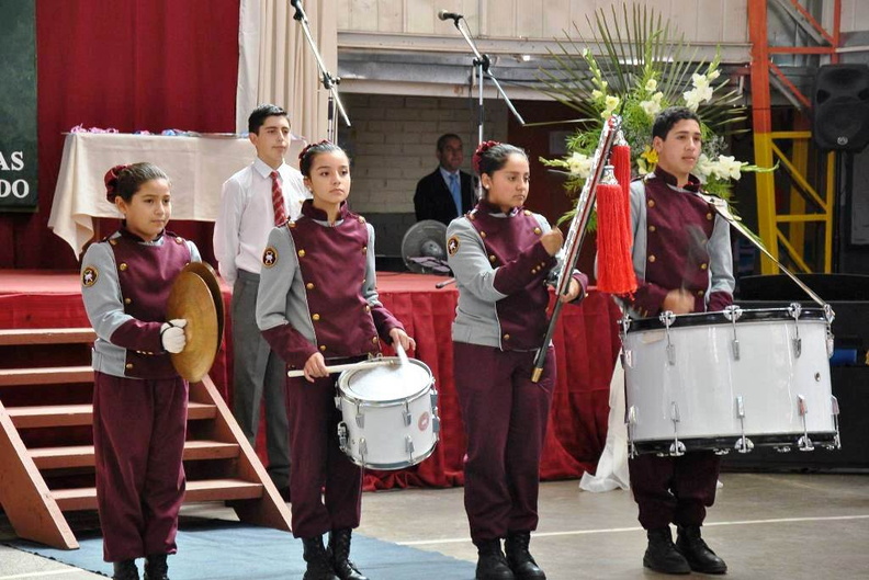 Ceremonia de despedida de los 8° Básicos de la Escuela Puerta de la Cordillera 20-12-2017 (14).jpg