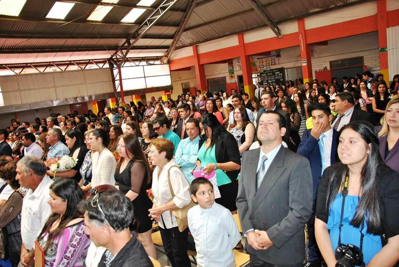 Ceremonia de despedida de los 8° Básicos de la Escuela Puerta de la Cordillera 20-12-2017 (22).jpg