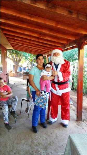 Viejito Pascuero visita a los Niños de Pichilluanco, Los Avellanos, Patagual y Santo Domingo 20-12-2017 (49)