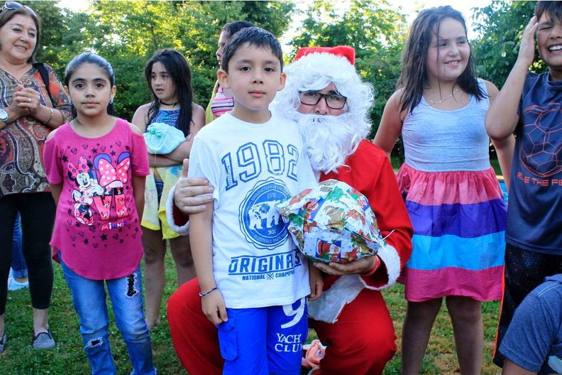 Viejito Pascuero visita a los Niños de los Lleuques Bajos camino a Atacalco 20-12-2017 (34).jpg