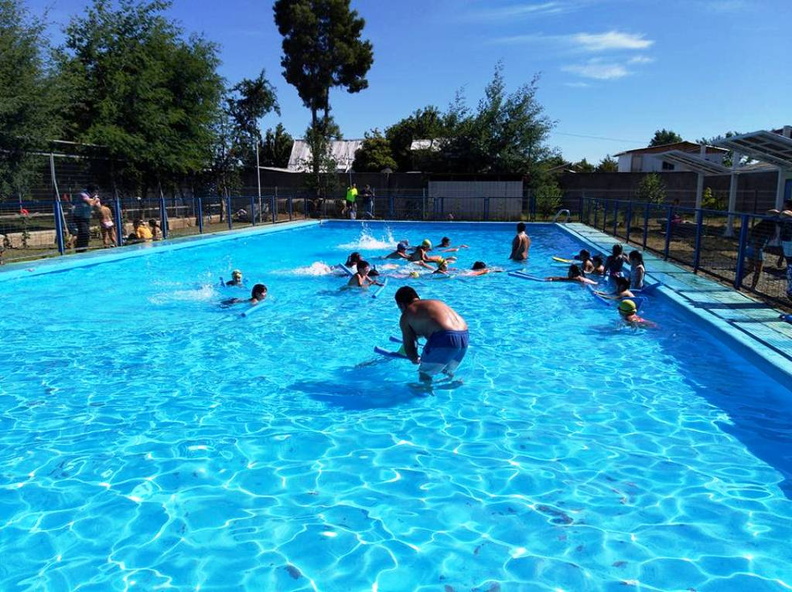 Clases gratuitas de natación para niños en la Piscina Municipal 18-01-2018 (3)