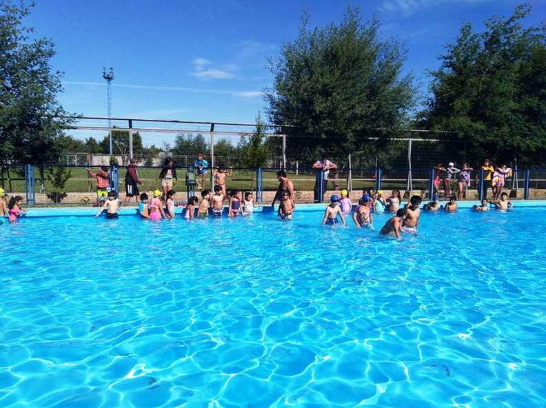 Clases gratuitas de natación para niños en la Piscina Municipal 18-01-2018 (4)