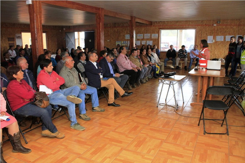 Autoridades realizan reunión sobre el mejoramiento que se realizará a la ruta N-51 y N-47 “Pinto-Coihueco” 23-03-2018 (2)