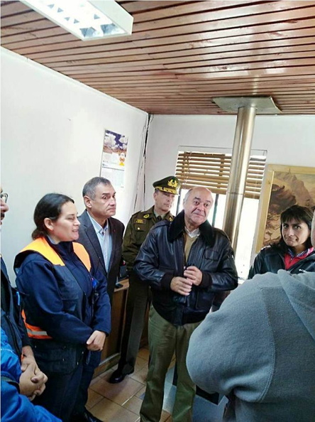 Intendente de la Región del Biobío encabeza reunión por el estado del Volcán Nevados de Chillán 07-04-2018 (2).jpg