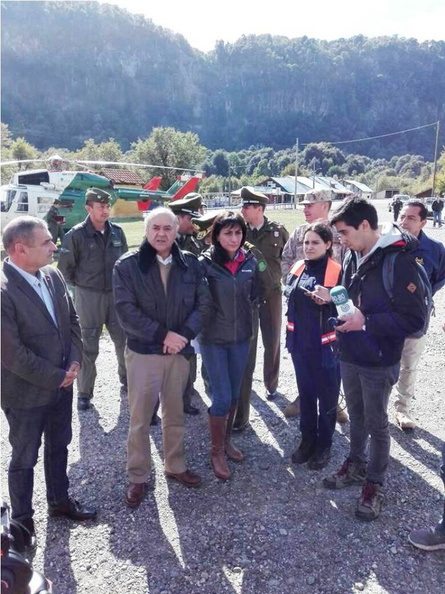 Intendente de la Región del Biobío encabeza reunión por el estado del Volcán Nevados de Chillán 07-04-2018 (9).jpg