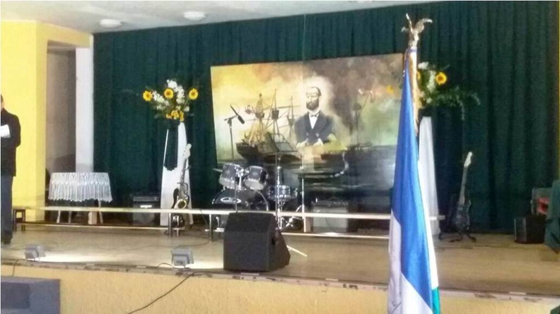 Alcalde de Pinto concurrió al acto de las Glorias Navales, organizado por el Liceo Politécnico José Pinto Arias 23-05-2018 (4)