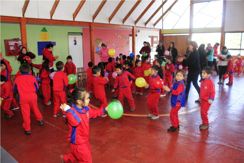 Escuela de Lenguaje Pinto y Aprendo realiza actividad física con alumnos y apoderados 21-06-2018 (1)