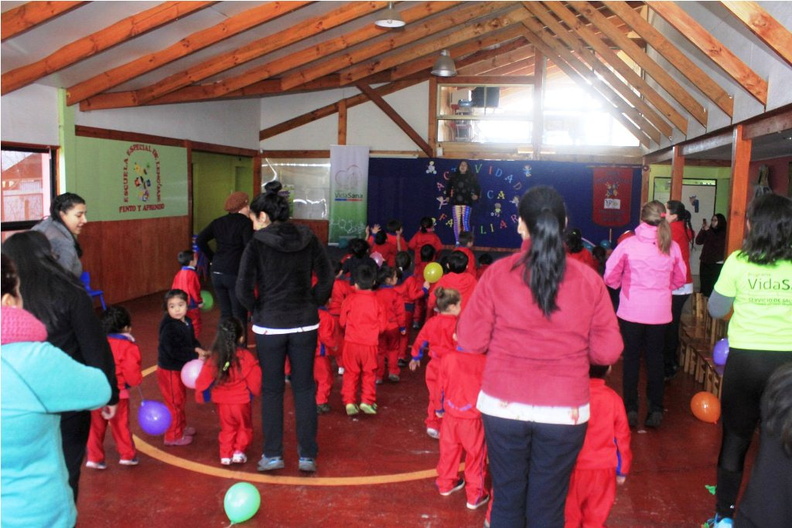 Escuela de Lenguaje Pinto y Aprendo realiza actividad física con alumnos y apoderados 21-06-2018 (7)