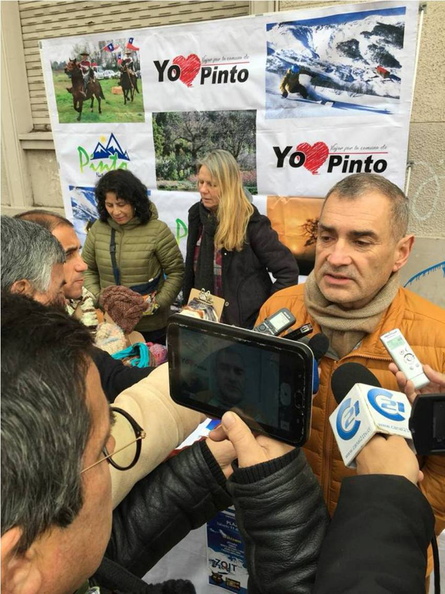 Alcalde de Pinto promociona la Gran Feria de Invierno a desarrollarse en Las Trancas en el Paseo Arauco de Chillán 09-08-2018 (5)