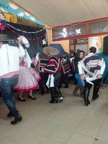 Escuela Javier Jarpa Sotomayor de Los Lleuques celebró las Fiestas Patrias 14-09-2018 (4)