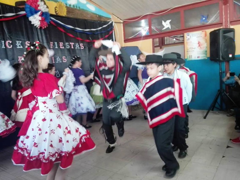 Escuela Javier Jarpa Sotomayor de Los Lleuques celebró las Fiestas Patrias 14-09-2018 (8).jpg