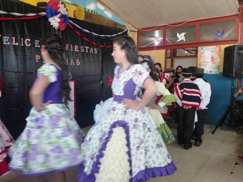 Escuela Javier Jarpa Sotomayor de Los Lleuques celebró las Fiestas Patrias 14-09-2018 (13).jpg