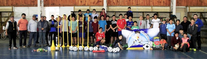 Implementación deportiva fue entregada a la Escuela Juvenil de Fútbol de Pinto 05-10-2018 (9).jpg