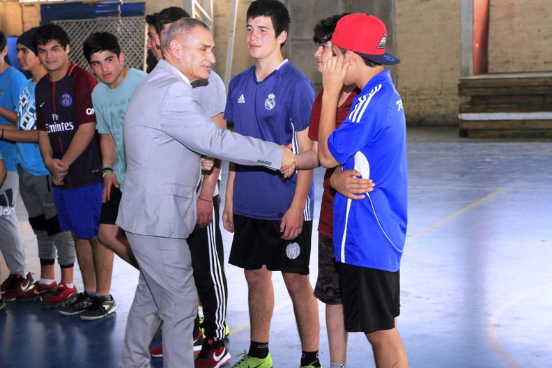 Implementación deportiva fue entregada a la Escuela Juvenil de Fútbol de Pinto 05-10-2018 (14).jpg
