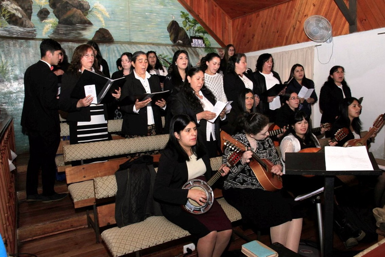 Culto de acción de gracias en la Iglesia Metodista Pentecostal de Chile de El Rosal 05-10-2018 (8)
