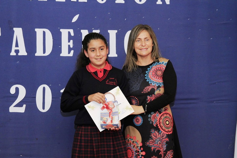 Premiación Académica 2018 fue realizada en Escuela José Toha Soldevila de Recinto 13-12-2018 (57)