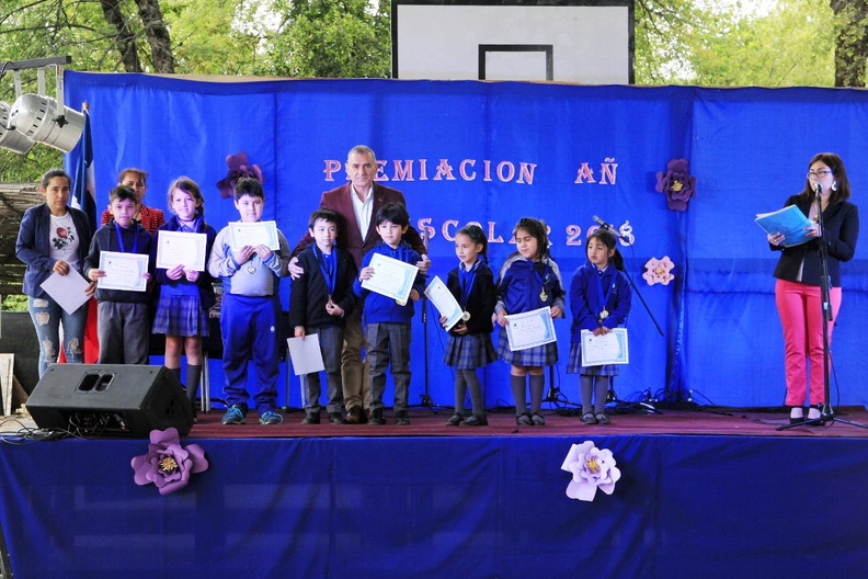 Premiación Escolar 2018 fue realizada en la Escuela Los Lleuques 13-12-2018 (48)