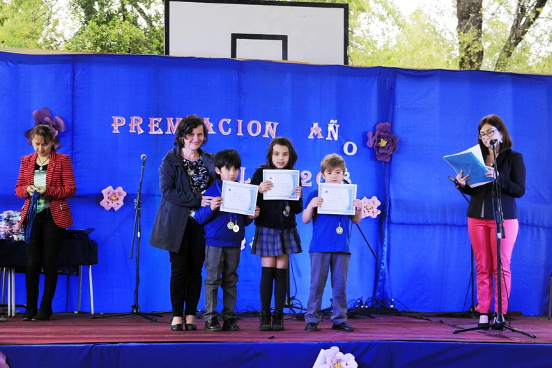 Premiación Escolar 2018 fue realizada en la Escuela Los Lleuques 13-12-2018 (11)