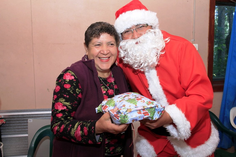 I. Municipalidad de Pinto realiza tradicional entrega de regalos a varios sectores de la comuna 15-12-2018 (35)