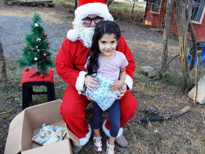I. Municipalidad de Pinto entrega últimos regalos de navidad a varios sectores de la comuna 18-12-2018 (25)