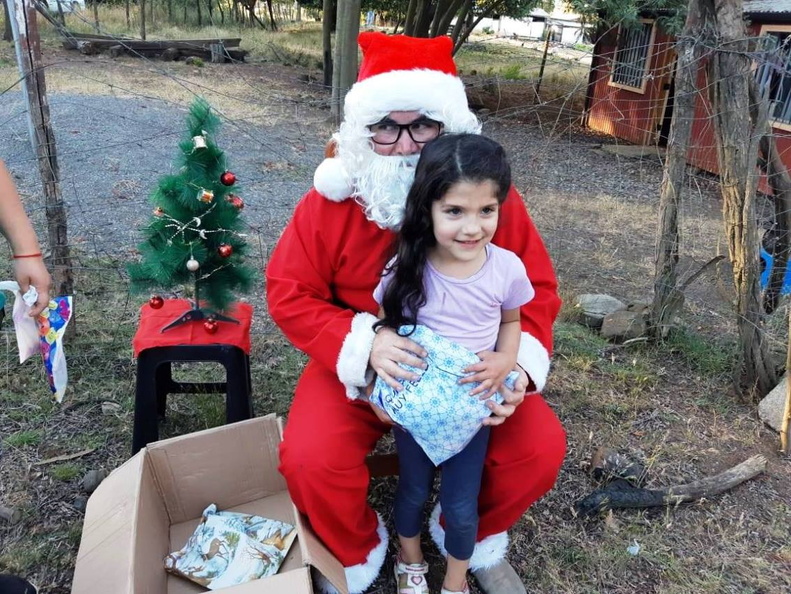 I. Municipalidad de Pinto entrega últimos regalos de navidad a varios sectores de la comuna 18-12-2018 (31)