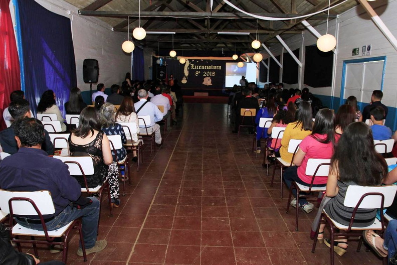 Escuela José Toha Soldevilla entrega licenciatura a 18 alumnos 18-12-2018 (37).jpg