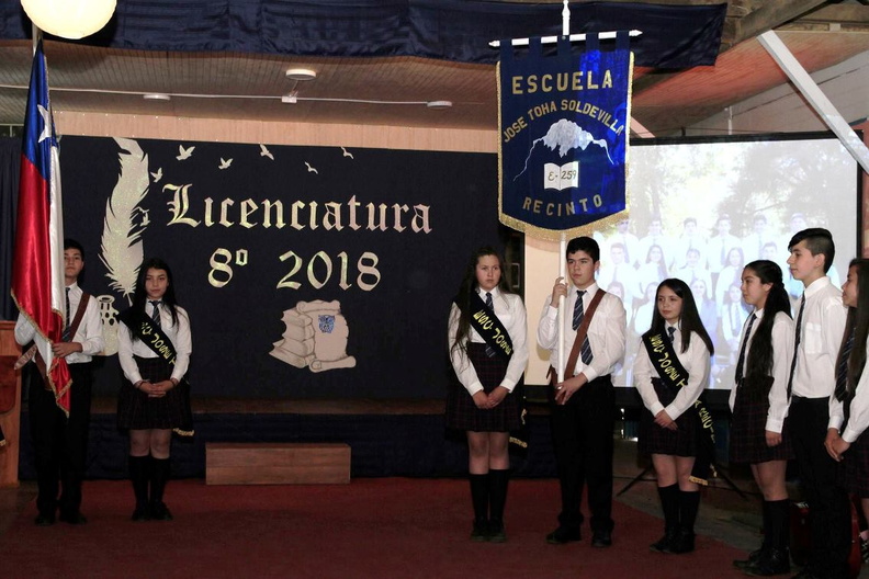 Escuela José Toha Soldevilla entrega licenciatura a 18 alumnos 18-12-2018 (51)