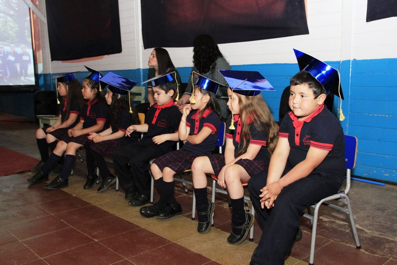 Graduación de alumnos de Kinder fue realizada en la Escuela José Toha Soldevilla 18-12-2018 (4)