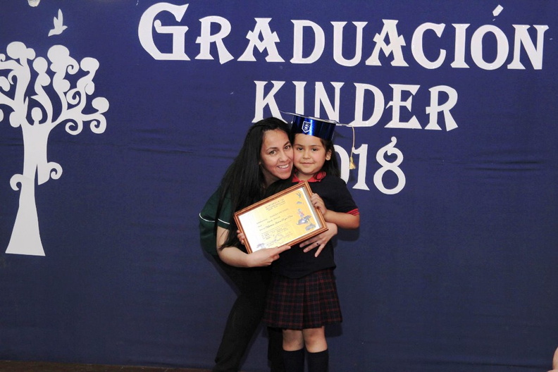 Graduación de alumnos de Kinder fue realizada en la Escuela José Toha Soldevilla 18-12-2018 (30)